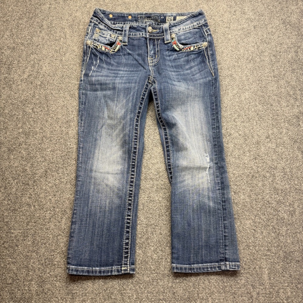 Miss‎ Me Mid Rise Cuffed Capri Jeans 26 Embroidered Sequin Distressed Blue Denim